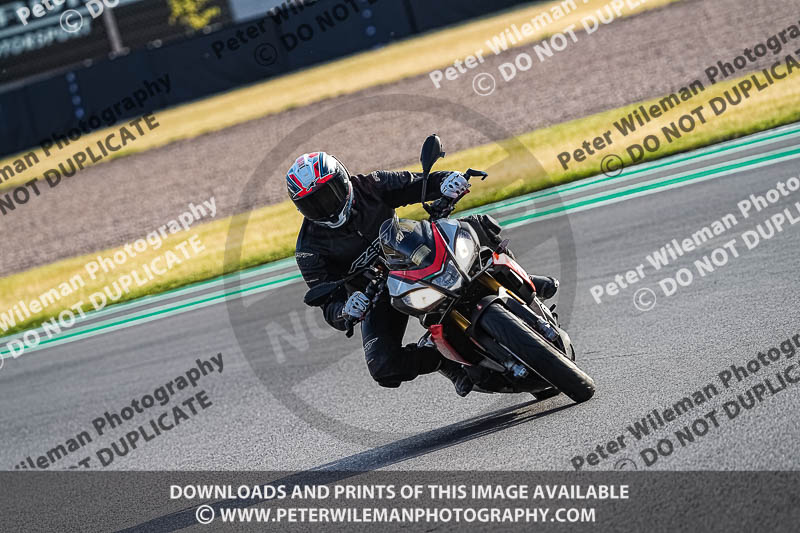 donington no limits trackday;donington park photographs;donington trackday photographs;no limits trackdays;peter wileman photography;trackday digital images;trackday photos